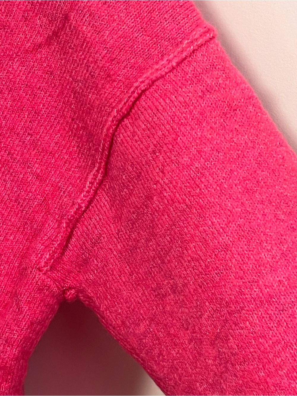 Vince Camuto Vibrant Hot Pink Sweater Exposed Seam Crewneck S NWT - Picture 9 of 11